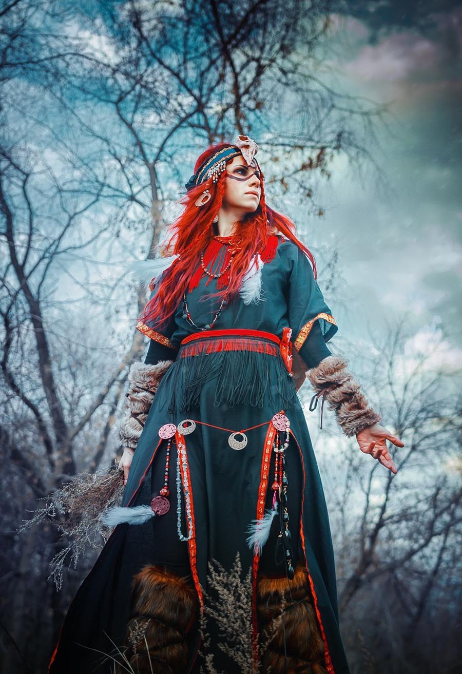 Girls in Slavic costumes underwear in Wuzhou