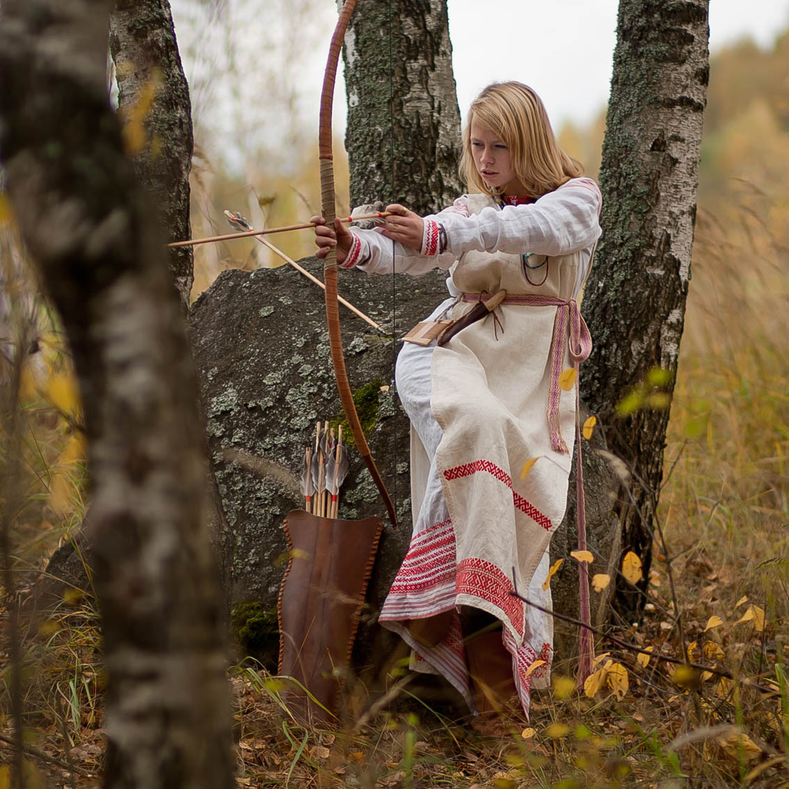 Sexy photo Girls in Slavic costumes in Wuzhou